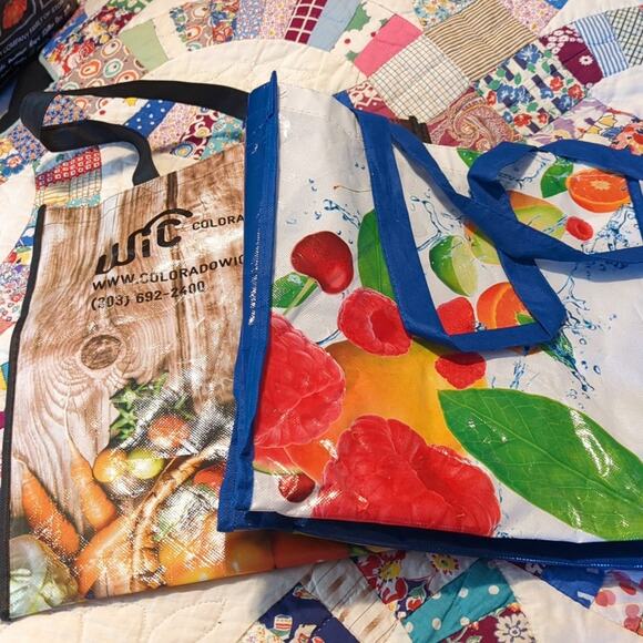 Lot of Eleven Grocery Bags Different Designs and Sizes - Picture 4 of 6